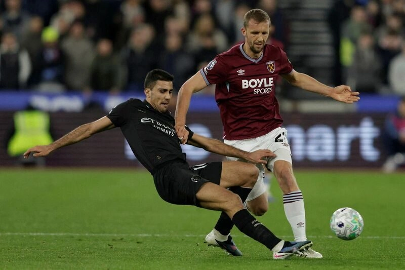 West Ham vs Man City - Thêm một ngày kém cỏi của The Citizen